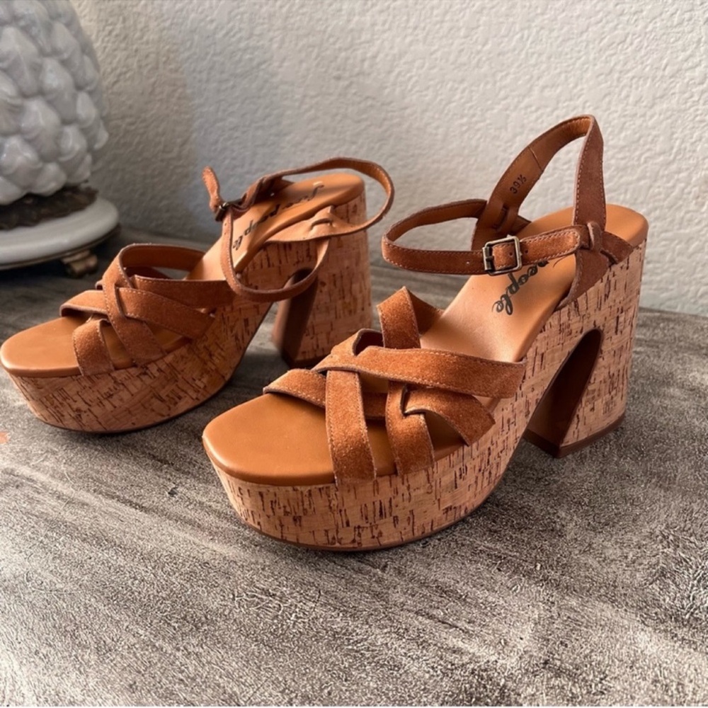 Free People Lisbon MJ Platform Sandals in Brandy Suede size 39.5, US 9.5 - Picture 9 of 16